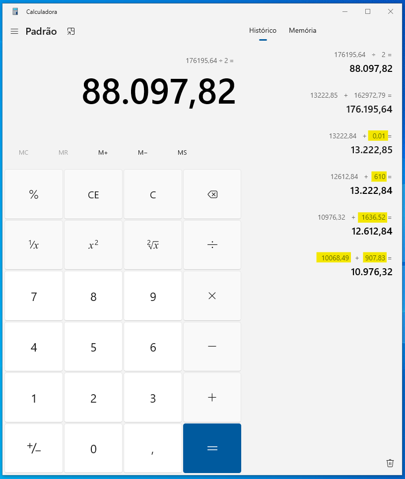 Tela de calculadora com destaque para valores.